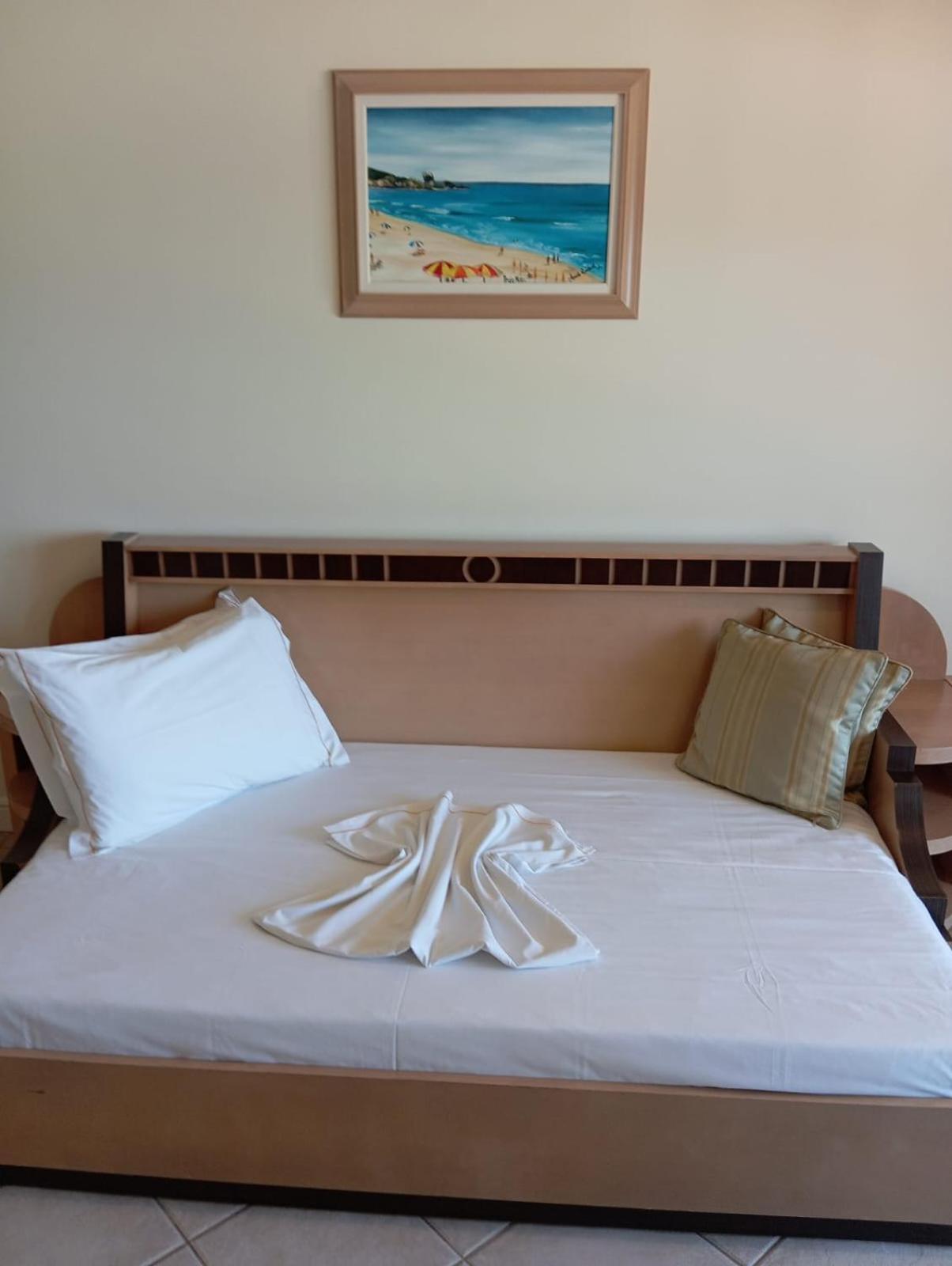 Golfinhos Apart-Hotel - Apto Terreo Frente Ao Mar!!! Флорианополис Экстерьер фото