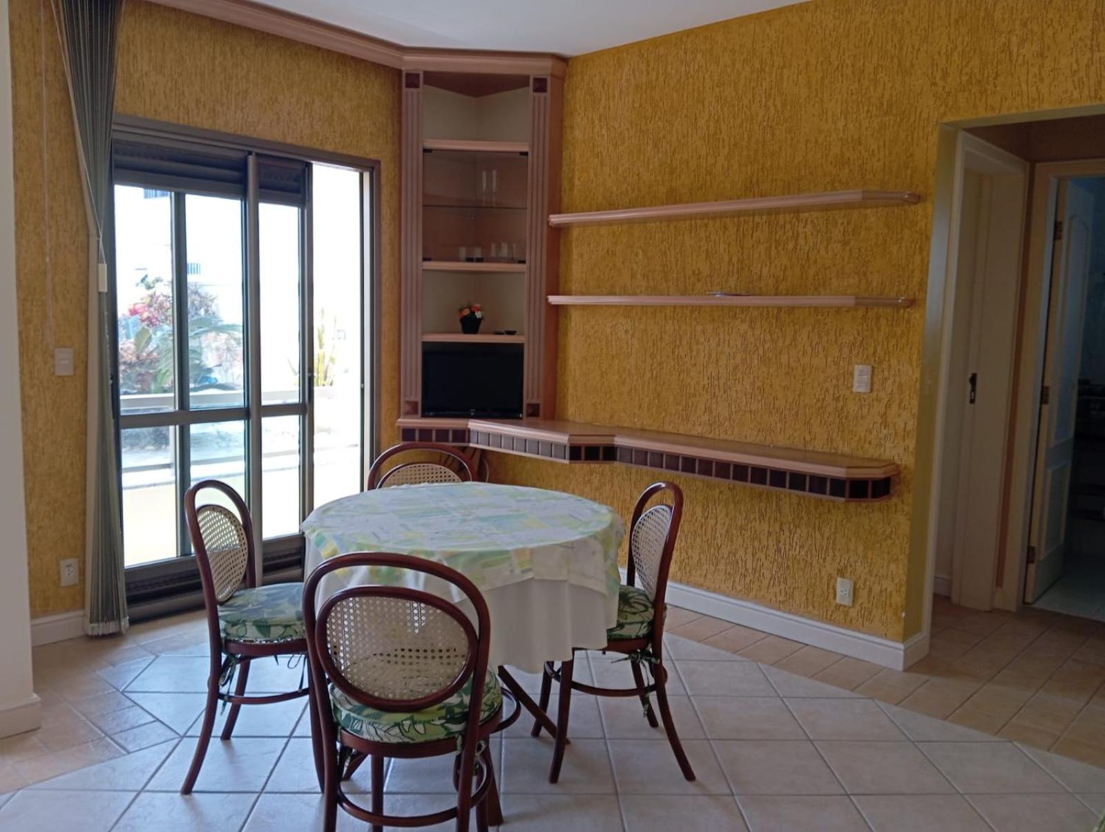 Golfinhos Apart-Hotel - Apto Terreo Frente Ao Mar!!! Флорианополис Экстерьер фото