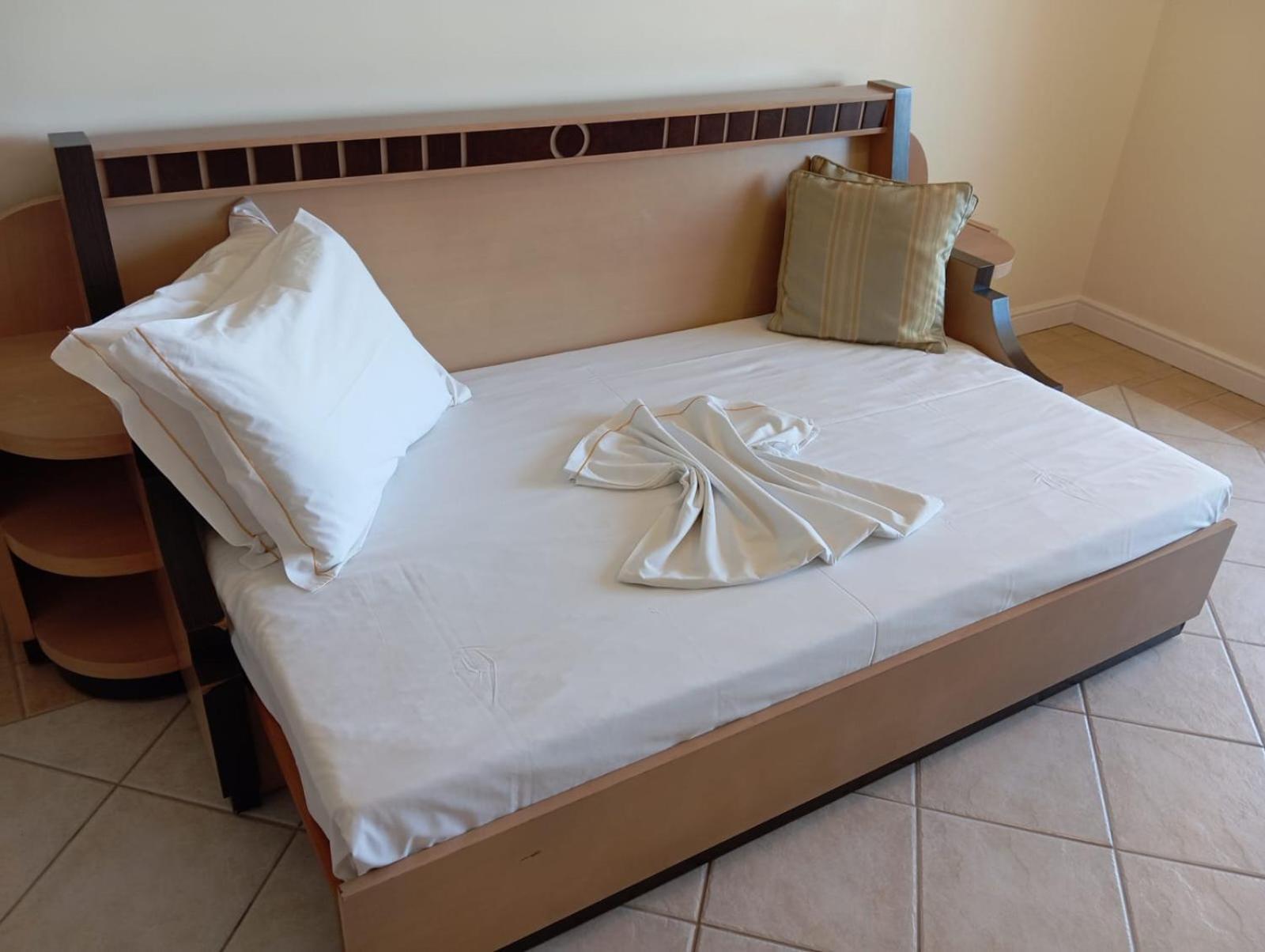 Golfinhos Apart-Hotel - Apto Terreo Frente Ao Mar!!! Флорианополис Экстерьер фото