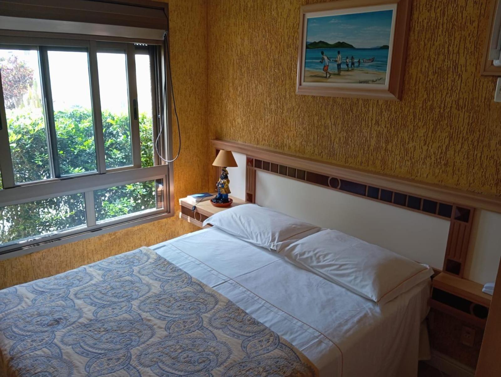 Golfinhos Apart-Hotel - Apto Terreo Frente Ao Mar!!! Флорианополис Экстерьер фото