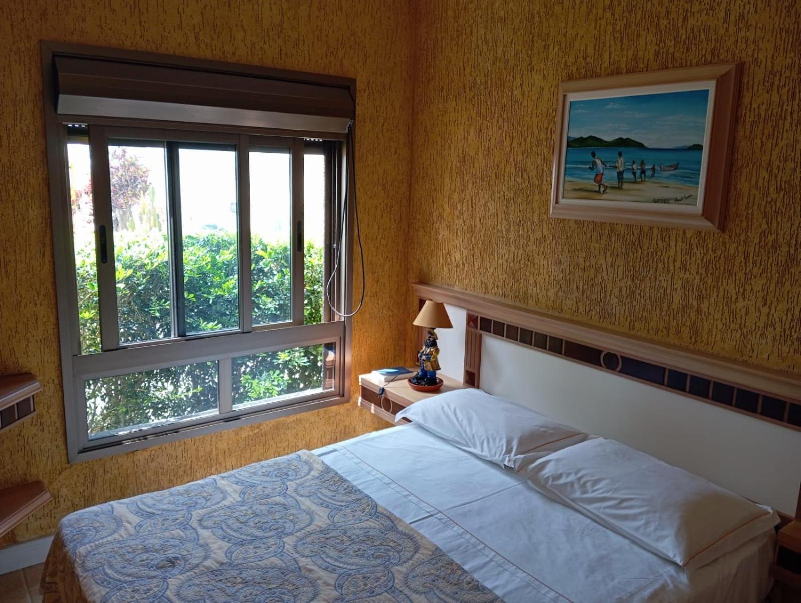 Golfinhos Apart-Hotel - Apto Terreo Frente Ao Mar!!! Флорианополис Экстерьер фото